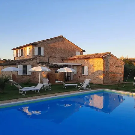 Country house Casale Papa Country Village Loreto