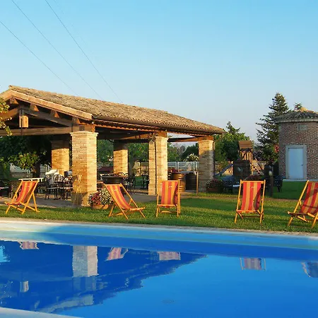 Casale Papa Country Village Country house Loreto